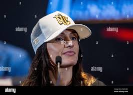 Derek chapman hi-res stock photography and images