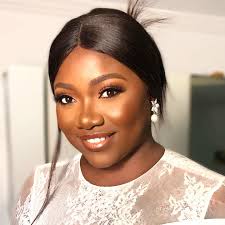 Mary stunned as she ties the...