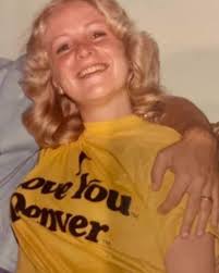 Can you clean up and edit old photo?