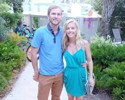 Like other athletes, the professional golfer earns much from endorsements and sponsorship. Russell Henley Bio Affair Married Wife Net Worth Ethnicity Salary Age Nationality Height Professional Golfers