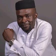 Community outreach provides showers and HIV testing