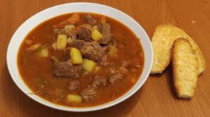 Maybe you would like to learn more about one of these? Zuppa Di Gulasch Ungherese Ricetta Originale Spezzatino Di Manzo Secondo Piatto Youtube