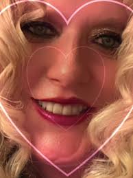 Happy Thursday!! So...