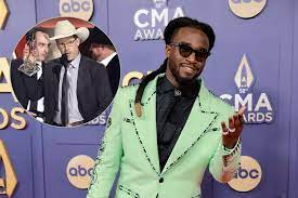 Shaboozey Laughs Off Weird CMAs Moment From Cody Johnson Producer