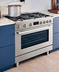 Designed with the home gourmet in mind, these appliances offer similar features and durability as commercial ranges in restaurants, with sizes and designs that fit your space. 10 Best Appliance Brands For An Industrial Style Kitchen Appliances Connection