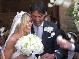 Ci tenevamo a dirvi che purtroppo tutta la. Gaia Lucariello Chi E La Moglie Di Simone Inzaghi Imprenditrice Di Moda Amica Di Alessia Marcuzzi Salvo La Vita A Una Bimba Nel 2017 Corriere It