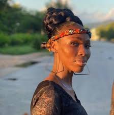 Has anyone had this problem with the new EGR rolltrac it's the manual one  and it's not locked