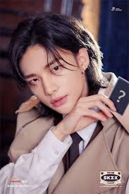 🤔 Sooo is this a promo or part of the movie and is this one of them in his  sword? realstraykids SKZ