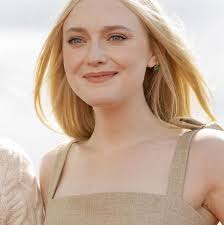 Dakota fanning fan zone