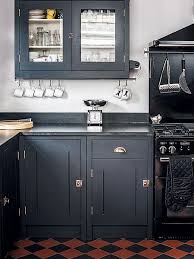 Farrow Ball S Off Black Has Been Used Here On This Shaker Style Kitchen For Dramatic Impact Accent Black Kitchens British Standard Kitchen Kitchen Cupboards