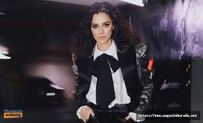 Hangi dizi ve sinema filmlerinde rol aldı? Ozge Ozpirincci Den Alkislanacak Hareket Sevenlerinden Bagis Istedi