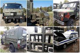 W ofercie znalazło się kilka perełek, takich jak stary wóz strażacki. Auta Laptopy Narzedzia Z Demobilu Zobacz Jaki Sprzet Sprzedaje Agencja Mienia Wojskowego W Zielonej Gorze Zdjecia Ceny Gazetalubuska Pl