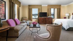 This lifestyle solutions bedroom set comes with a queen wilshire bed and 500 series nightstand. Beverly Hills Hotel Suites Beverly Wilshire A Four Seasons Hotel