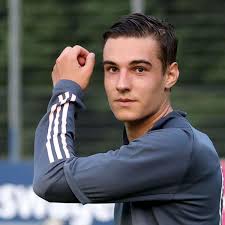 Nationalspieler florian neuhaus hat berichten widersprochen, dass sein wechsel von borussia mönchengladbach im sommer 2022 zum fc bayern münchen feststeht. Xhy E78wfkc4cm