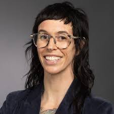 Colleen Hackett's Instagram, Twitter & Facebook