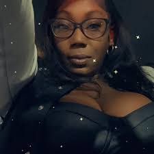 Mary Leacock's Instagram, Twitter & Facebook