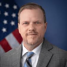 Larry Dibble's Instagram, Twitter & Facebook