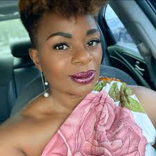 Trailblazer. Scientist. AKA Woman. 💕💚 Dr. Mae Jemison—physician,  engineer, and former NASA astronaut—became the first Black woman in space  aboard the Space Shuttle Endeavour in 1992. 🚀 Her groundbreaking  achievements continue to