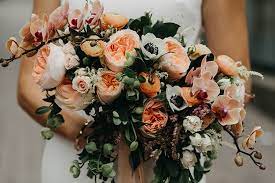Note that there is a wide range for the cost of wedding flowers, which is based on both where you're getting married as well as the types and. Average Price Of Wedding Flowers Lavender Rose