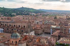Its metropolitan area is home to more than 1,000,000 people. 21 Best Things To Do In Bologna Italy S Foodie City Our Escape Clause