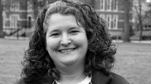 Kerr selected as outstanding professional academic advisor