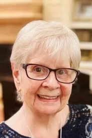 Donna Mead's Instagram, Twitter & Facebook