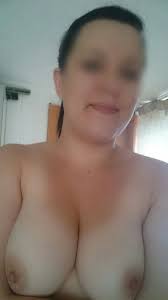 Plan baise à Loudéac ( 22600 ) avec femme ronde gourmande