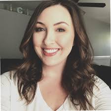 Caitlin Honaker's Instagram, Twitter & Facebook