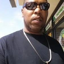 Ronnie Rucker's Instagram, Twitter & Facebook