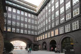 The chilehaus is a kontorhaus in hamburg's kontorhaus district, built between 1922 and 1924. Chilehaus Hamburg