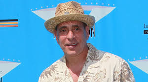 Why Captain Derek Elwood From Blue Bloods Looks So Familiar