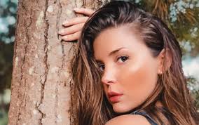 Cumple de catalina vallejos calle 7. Catalina Vallejos Shares Colorful Postcards From Portugal And Receives Compliments From Her Followers Radio Agricultura Unmeant