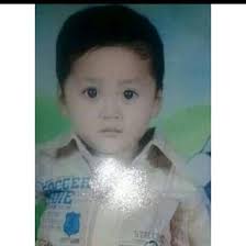 1. Regepkeun kawih Bubuy Bulan?2. Tuliskeun rumpaka kawih Bubuy Bulan? 3. Analisis ayah sabaraha - Brainly.co.id