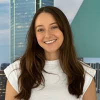 Marlo Larson's Instagram, Twitter & Facebook