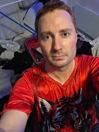 Just wanted to introduce myself. Hi, I'm Max 😊