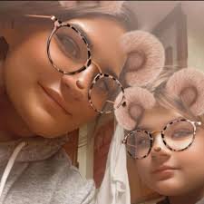 Kiara has had 5 cubs at Selati! Only two in this picture. From our friend  Brenda.