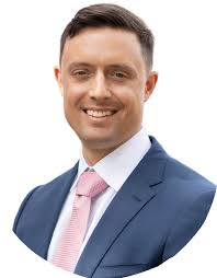 Dorian Weber's Instagram, Twitter & Facebook