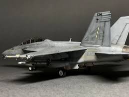 ボーイング FA-18F スーパーホーネット アカデミー 172 Boeing FA-18F Super Hornet Academy