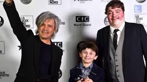 Le chanteur d'indochine qui est d'une grande discrétion sur sa vie privée, a publié une photo de lui et ses deux fils pendant les. Le Palmares 2020 Des Etoiles Nordistes De La Voix Du Nord Youtube