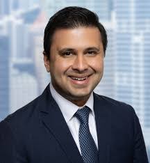 Urmi Bhatt's Instagram, Twitter & Facebook