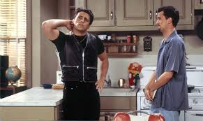 Remember way back in season three when joey shows up with his arm in a sling? Friends Joey Tribbiani Spin Off Didn T Work Because He Was Separated From Co Stars Tv Radio Showbiz Tv Express Co Uk