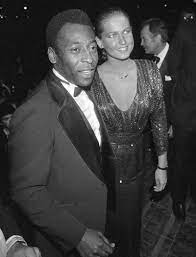 Home > famous people > birthdate: Pele E Xuxa Xuxa Meneghel Meneghel Fotos Preto E Branco