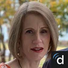 Chanel Arnold's Instagram, Twitter & Facebook