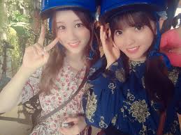 乃木坂46はinstagramを利用しています セグウェイに乗る時はヘルメット着用 安全第一でございます ブルーのヘルメット 飛鳥はコーディネートばっちり みなみは暖色のイメージだけど ブルーも似合うのね 乃木坂46 あしゅみな 乃木坂世界旅 今野さん あ