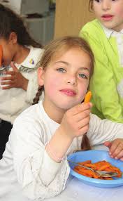 Carrot Kugel YAD EZRA V'SHULAMIT'S DAIRY SHAVOUT COOK BOOK