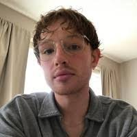 Lisa Kluck's Instagram, Twitter & Facebook