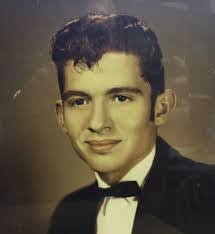 Louis Vickers's Instagram, Twitter & Facebook