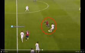Explore and share the best dark gifs and most popular animated gifs here on giphy. Video Barcelona Star Busquets Lovely Nutmeg On Odegaard