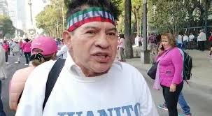 Juanito llega al Ángel de la...