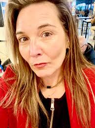 AI isn't just a trend. It's serious business—and it's moving fast. It's  exciting. It's transformative. But without clarity, it can overwhelm your  people before it ever elevates your performance. My best advice?